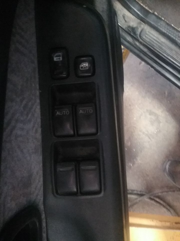 https://f005.backblazeb2.com/file/img-partshotlines-com/Inventory/MA176/Vehicle/7264_14.jpg