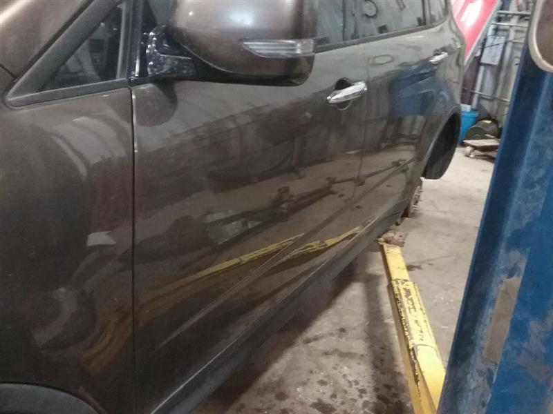 https://f005.backblazeb2.com/file/img-partshotlines-com/Inventory/MA176/Vehicle/7299_04.jpg