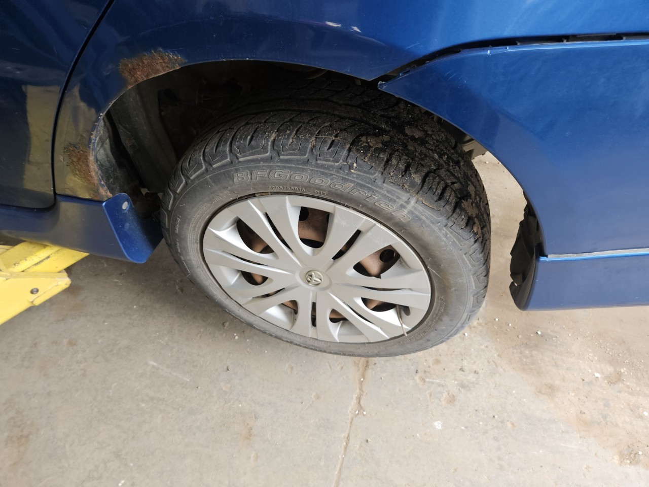 https://f005.backblazeb2.com/file/img-partshotlines-com/Inventory/MA176/Vehicle/7368_10.jpg
