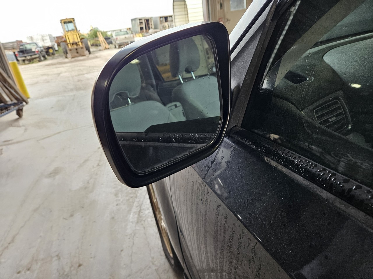 https://f005.backblazeb2.com/file/img-partshotlines-com/Inventory/MA176/Vehicle/7423_09.jpg