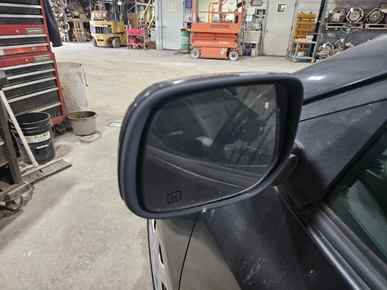 https://f005.backblazeb2.com/file/img-partshotlines-com/Inventory/MA176/Vehicle/7430_08.jpg