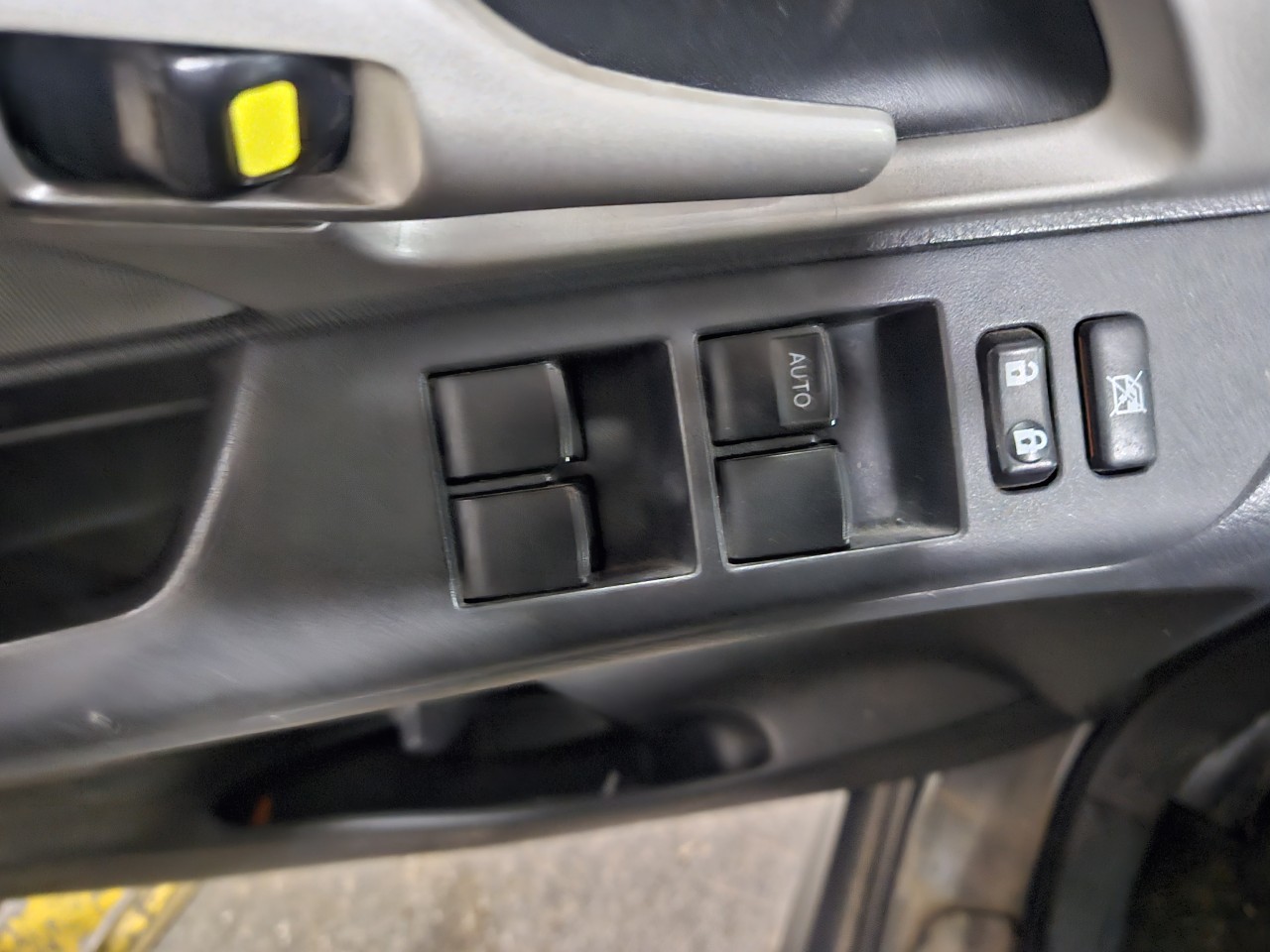 https://f005.backblazeb2.com/file/img-partshotlines-com/Inventory/MA176/Vehicle/7430_11.jpg