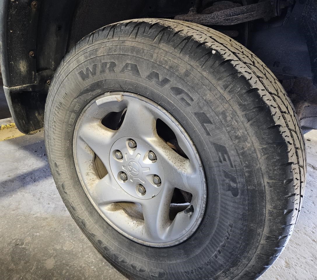 https://f005.backblazeb2.com/file/img-partshotlines-com/Inventory/MA176/Vehicle/7489_08.jpg