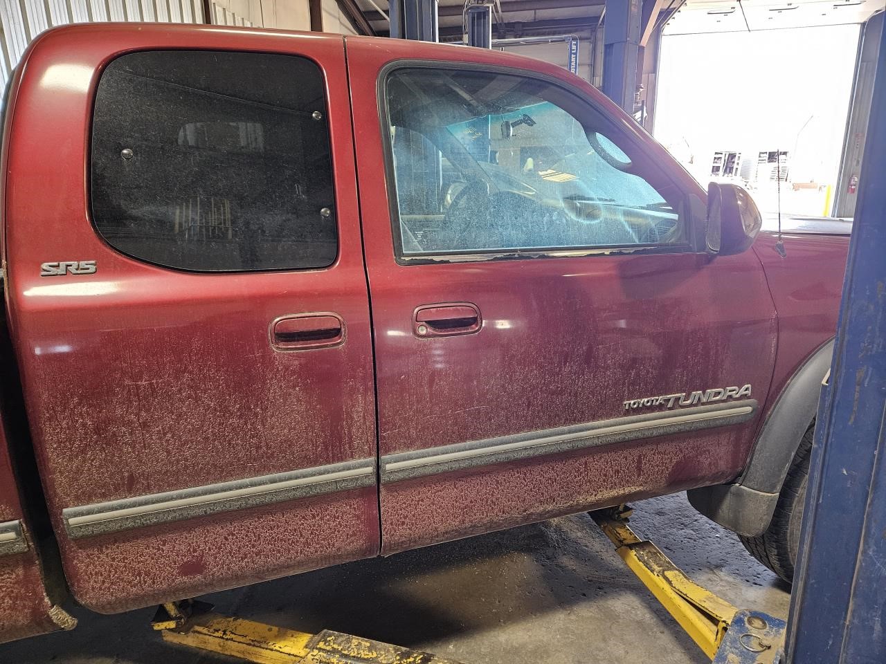 https://f005.backblazeb2.com/file/img-partshotlines-com/Inventory/MA176/Vehicle/7489_09.jpg