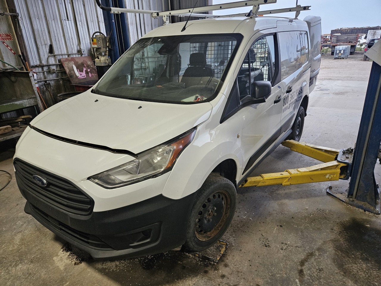 https://f005.backblazeb2.com/file/img-partshotlines-com/Inventory/MA176/Vehicle/7517_01.jpg