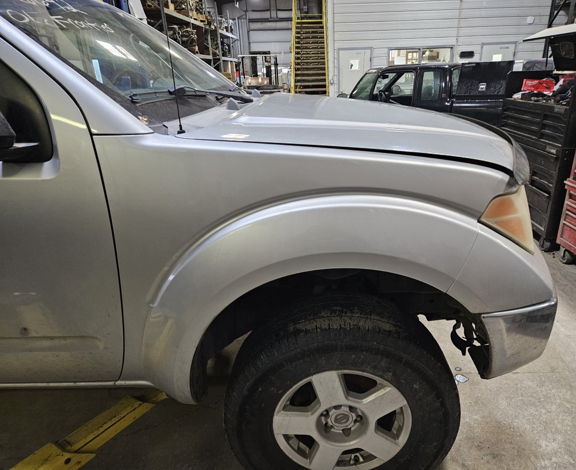 https://f005.backblazeb2.com/file/img-partshotlines-com/Inventory/MA176/Vehicle/7518_10.jpg