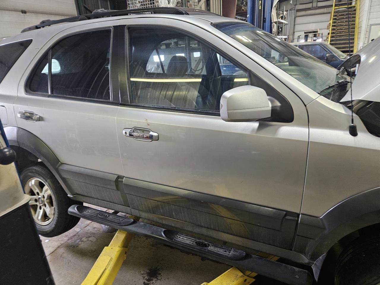 https://f005.backblazeb2.com/file/img-partshotlines-com/Inventory/MA176/Vehicle/7539_05.jpg