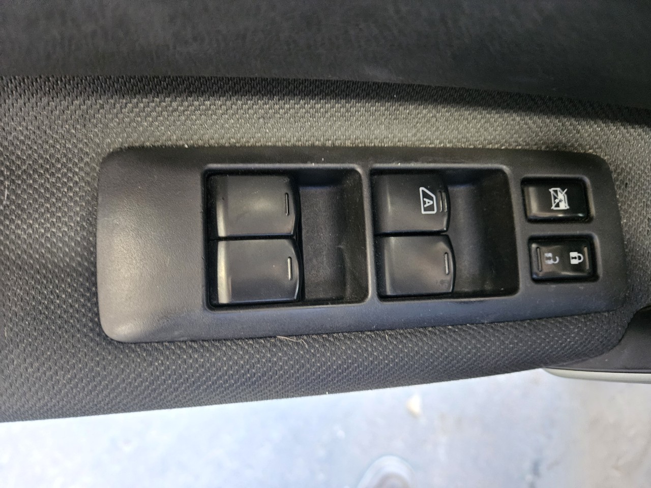 https://f005.backblazeb2.com/file/img-partshotlines-com/Inventory/MA176/Vehicle/7543_11.jpg