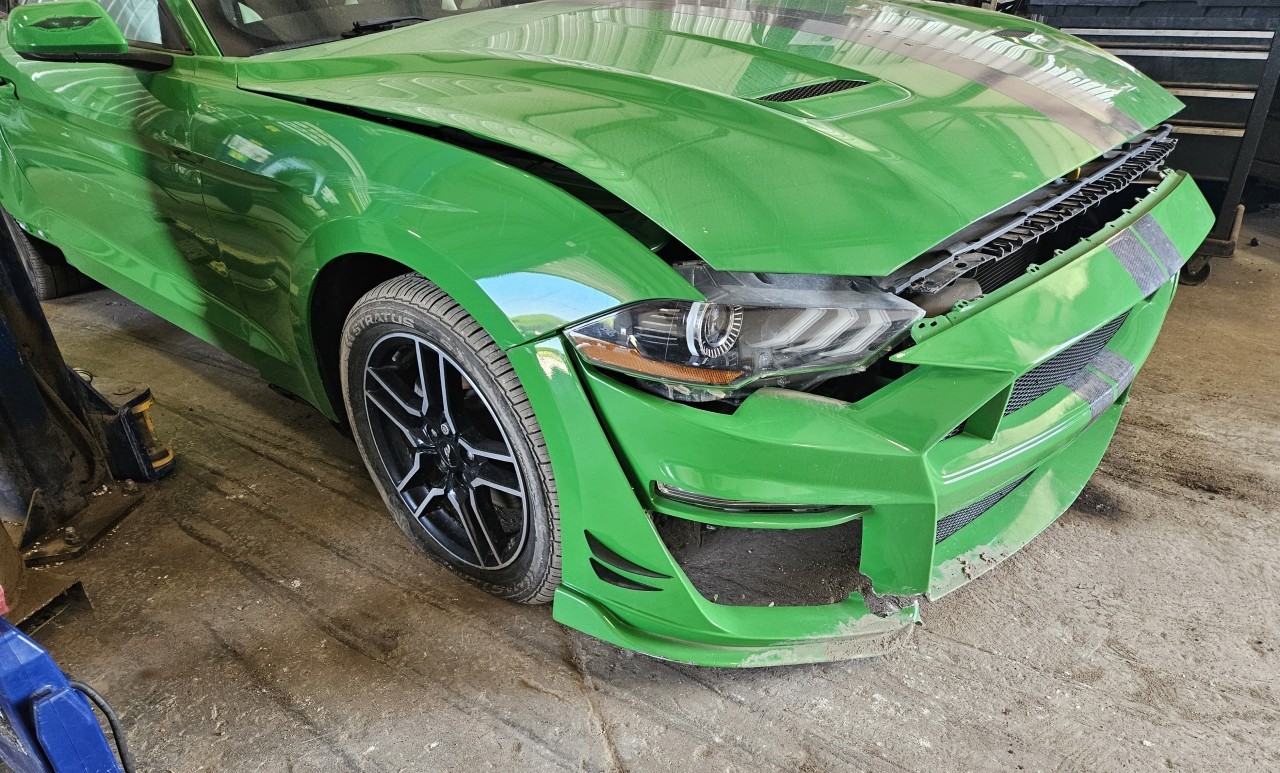 https://f005.backblazeb2.com/file/img-partshotlines-com/Inventory/MA176/Vehicle/7593_01.jpg