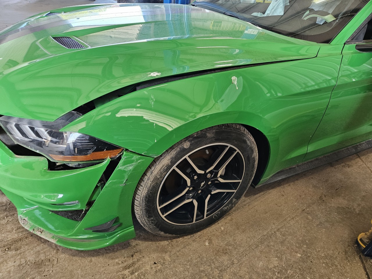 https://f005.backblazeb2.com/file/img-partshotlines-com/Inventory/MA176/Vehicle/7593_07.jpg