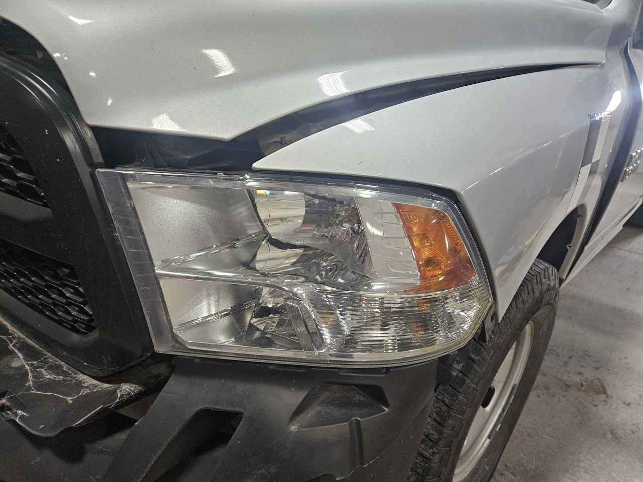 https://f005.backblazeb2.com/file/img-partshotlines-com/Inventory/MA176/Vehicle/7691_02.jpg