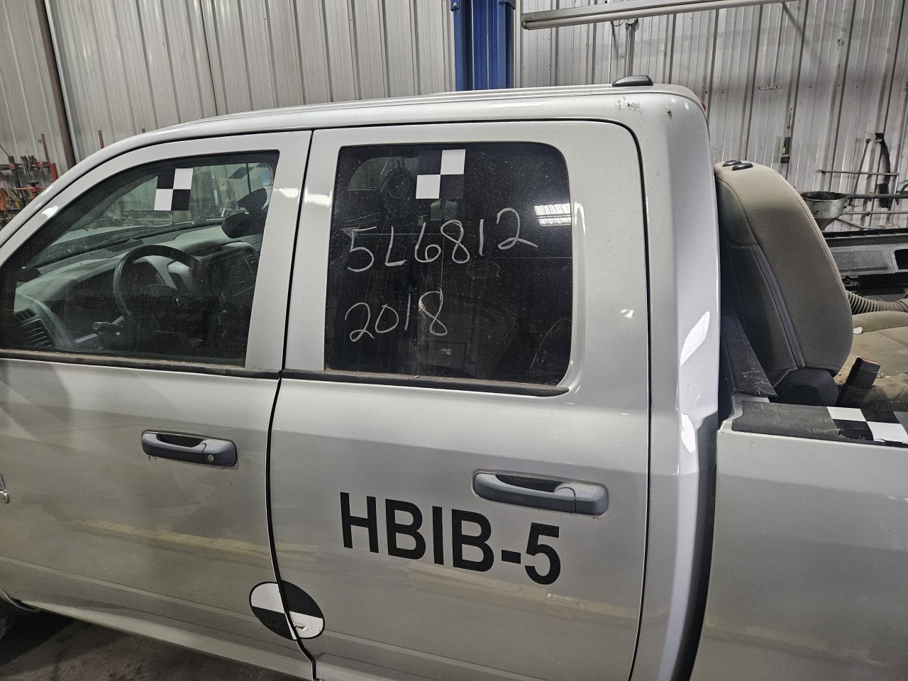 https://f005.backblazeb2.com/file/img-partshotlines-com/Inventory/MA176/Vehicle/7691_10.jpg