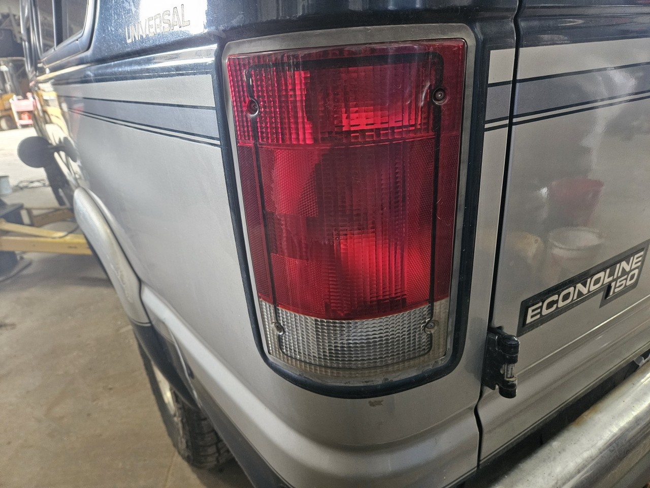 https://f005.backblazeb2.com/file/img-partshotlines-com/Inventory/MA176/Vehicle/7710_12.jpg
