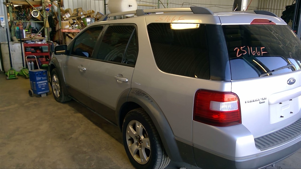 https://f005.backblazeb2.com/file/img-partshotlines-com/Inventory/MA178/Vehicle/10358_10.jpg