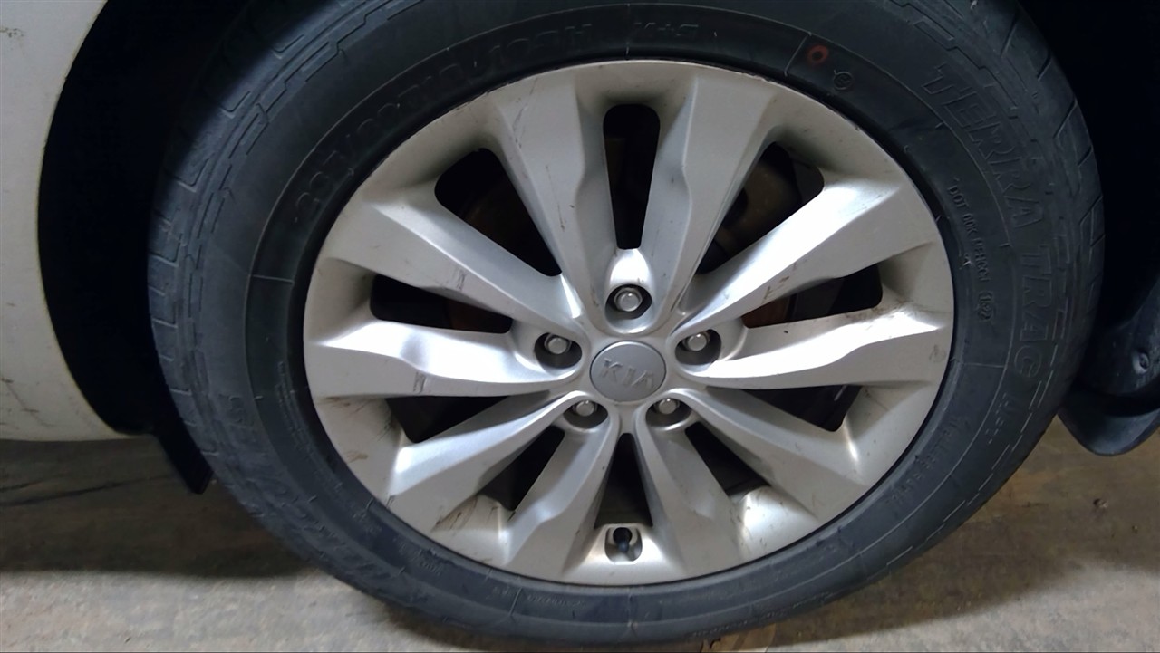 https://f005.backblazeb2.com/file/img-partshotlines-com/Inventory/MA178/Vehicle/10401_08.jpg