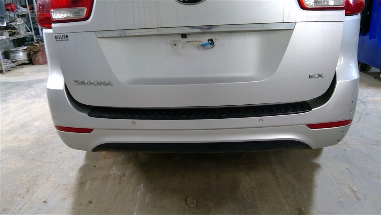 https://f005.backblazeb2.com/file/img-partshotlines-com/Inventory/MA178/Vehicle/10401_11.jpg