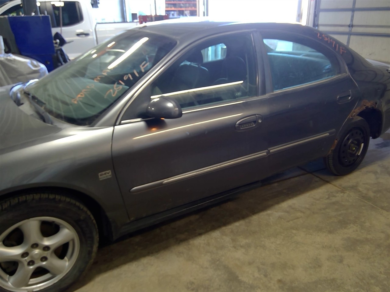https://f005.backblazeb2.com/file/img-partshotlines-com/Inventory/MA178/Vehicle/10623_10.jpg