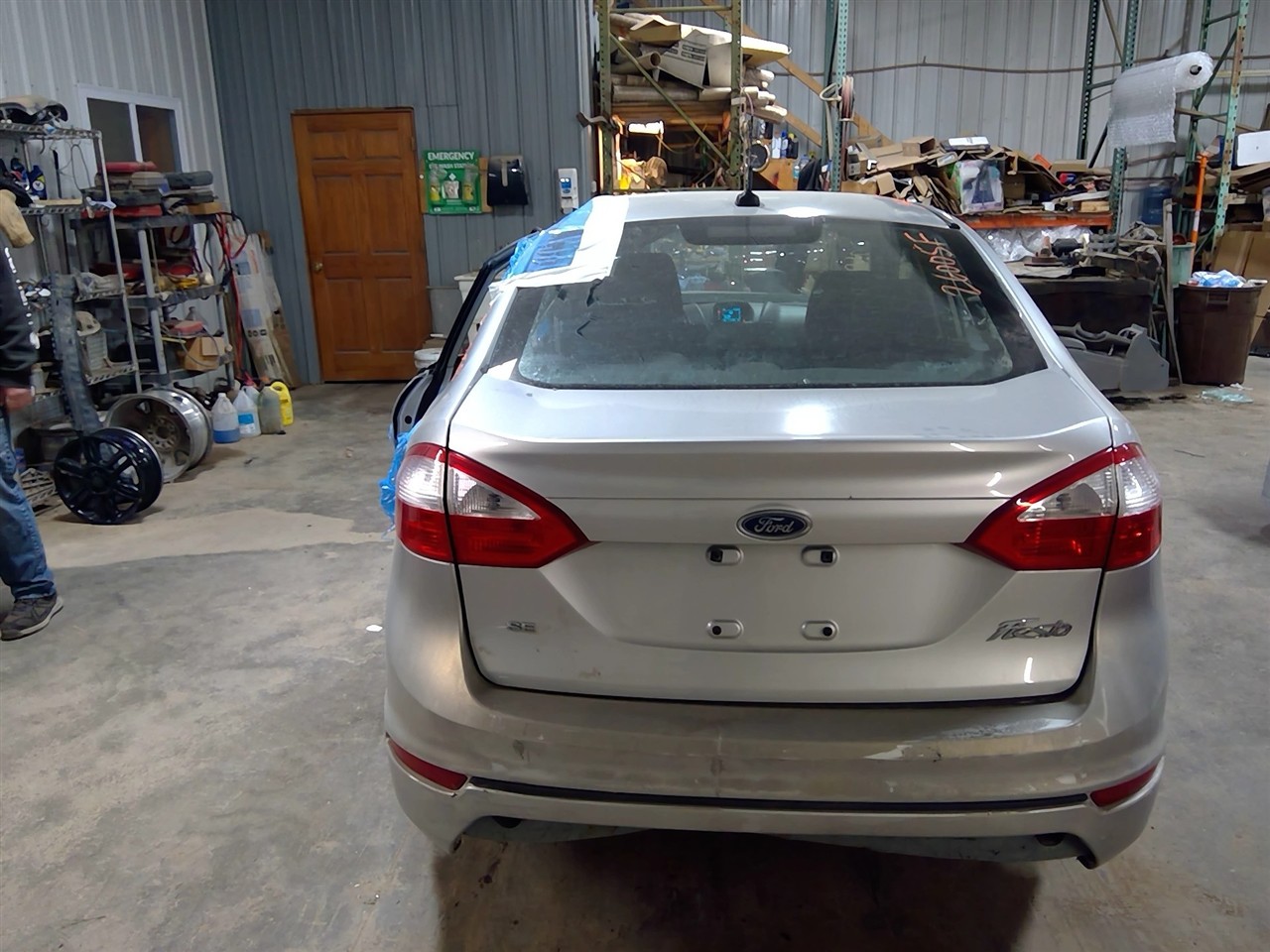 https://f005.backblazeb2.com/file/img-partshotlines-com/Inventory/MA178/Vehicle/10733_10.jpg