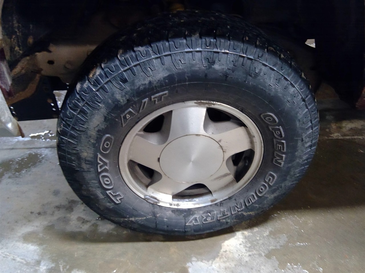https://f005.backblazeb2.com/file/img-partshotlines-com/Inventory/MA178/Vehicle/10854_06.jpg
