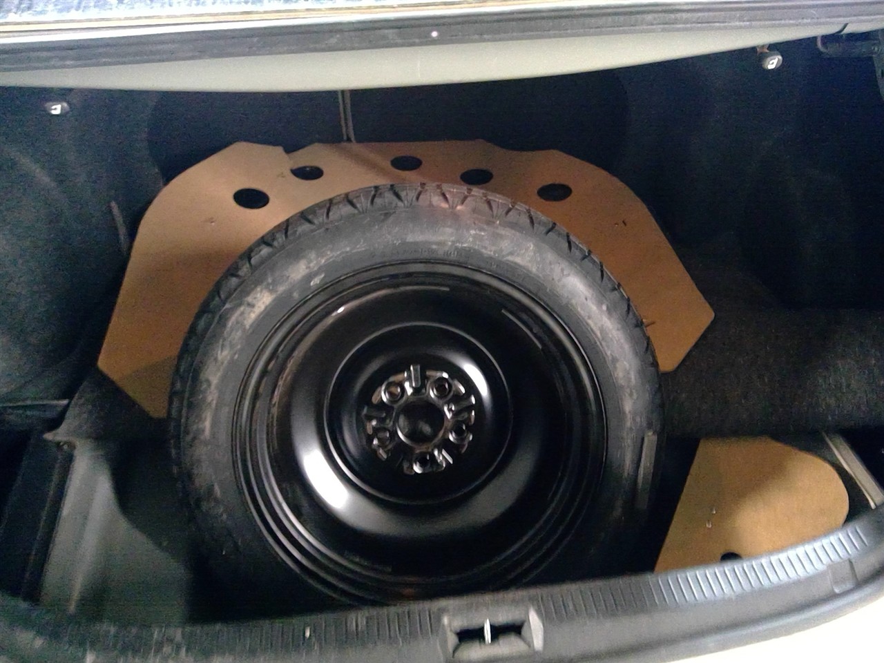 https://f005.backblazeb2.com/file/img-partshotlines-com/Inventory/MA178/Vehicle/10995_11.jpg