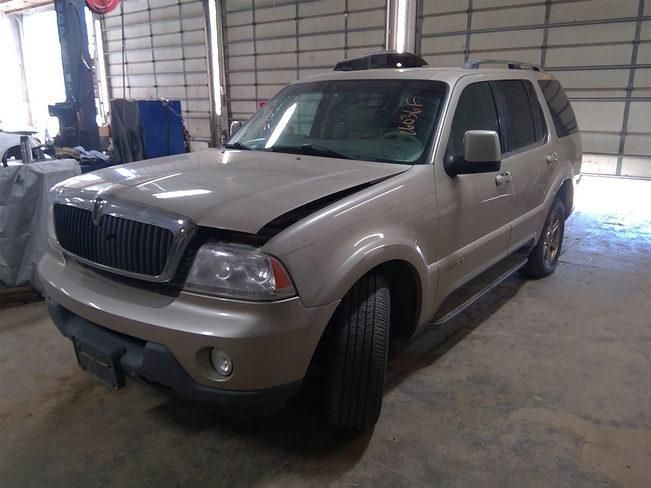 https://f005.backblazeb2.com/file/img-partshotlines-com/Inventory/MA178/Vehicle/11014_01.jpg