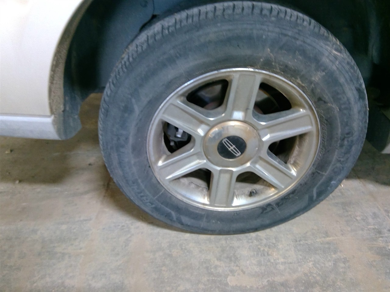 https://f005.backblazeb2.com/file/img-partshotlines-com/Inventory/MA178/Vehicle/11014_12.jpg