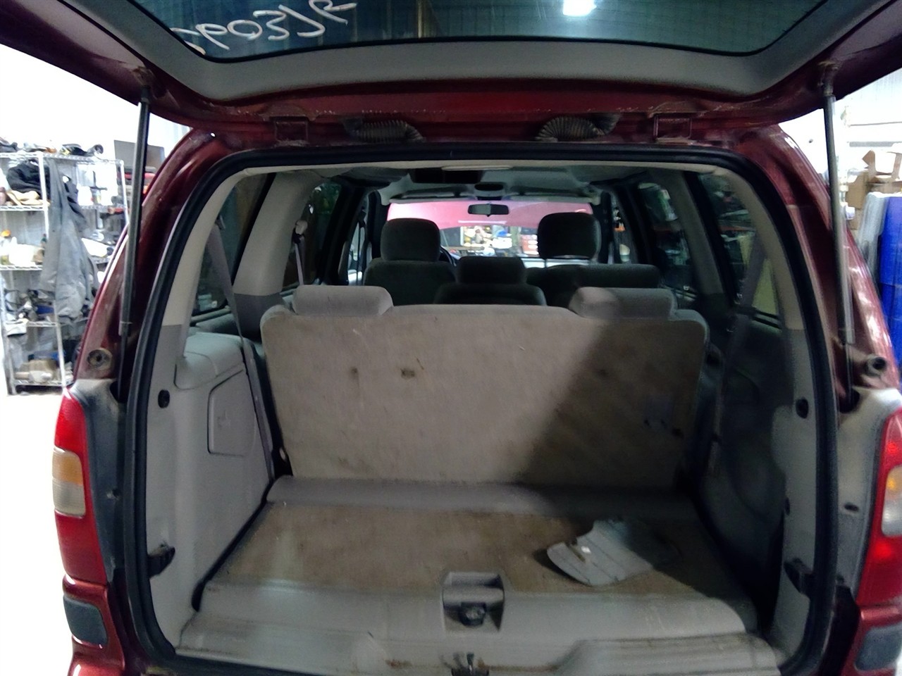 https://f005.backblazeb2.com/file/img-partshotlines-com/Inventory/MA178/Vehicle/11016_09.jpg
