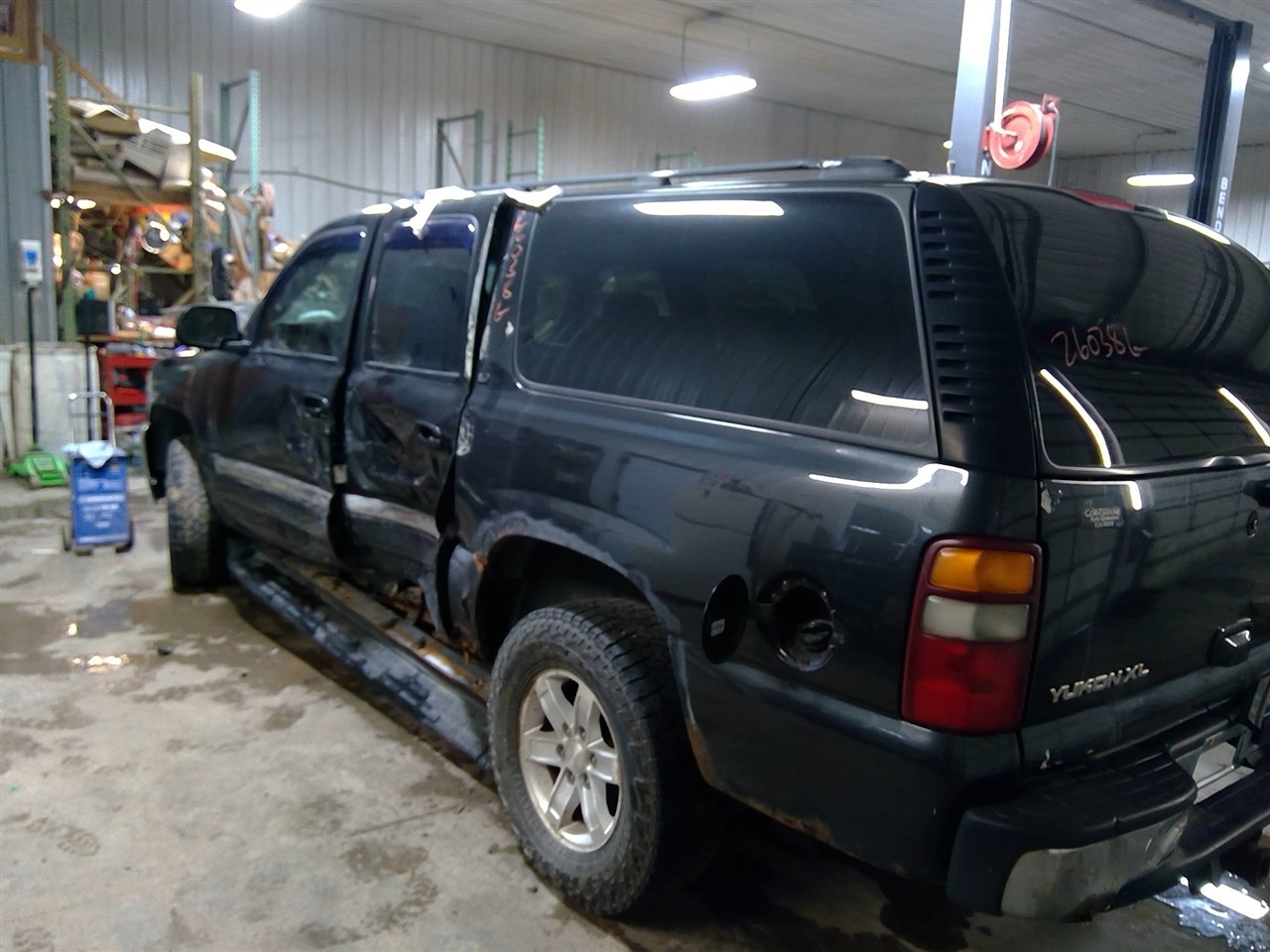 https://f005.backblazeb2.com/file/img-partshotlines-com/Inventory/MA178/Vehicle/11035_11.jpg