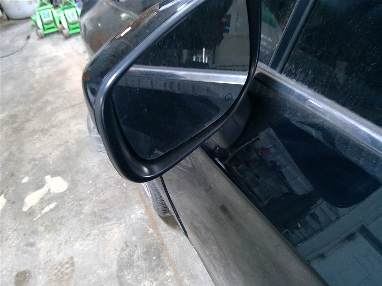 https://f005.backblazeb2.com/file/img-partshotlines-com/Inventory/MA178/Vehicle/11605_10.jpg