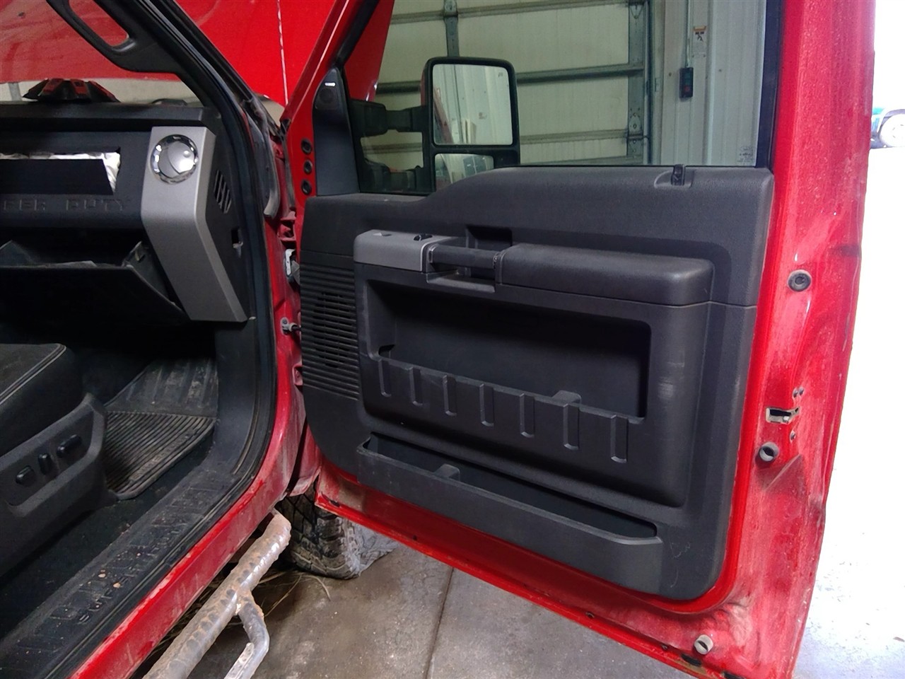 https://f005.backblazeb2.com/file/img-partshotlines-com/Inventory/MA178/Vehicle/11659_12.jpg