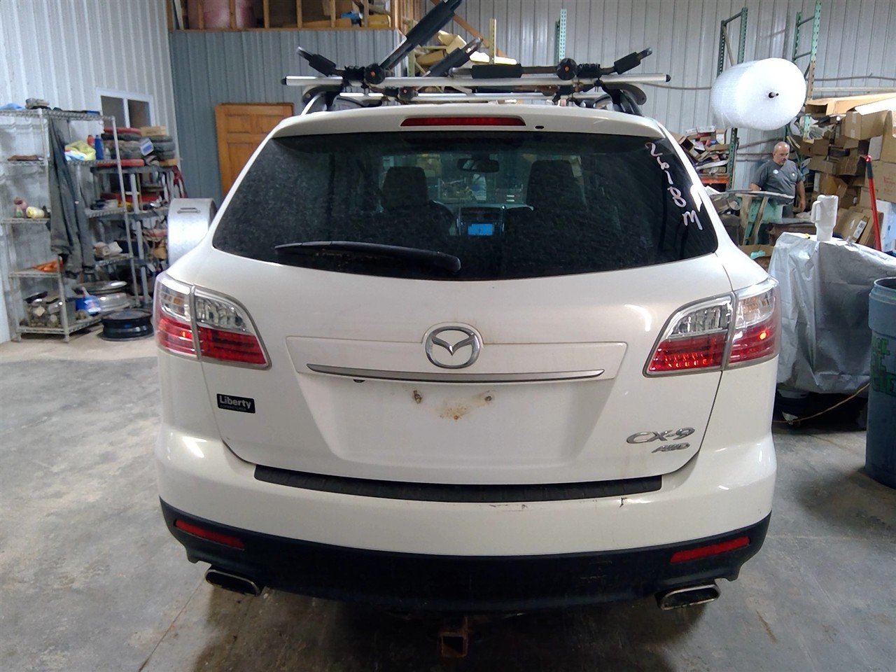 https://f005.backblazeb2.com/file/img-partshotlines-com/Inventory/MA178/Vehicle/11669_12.jpg