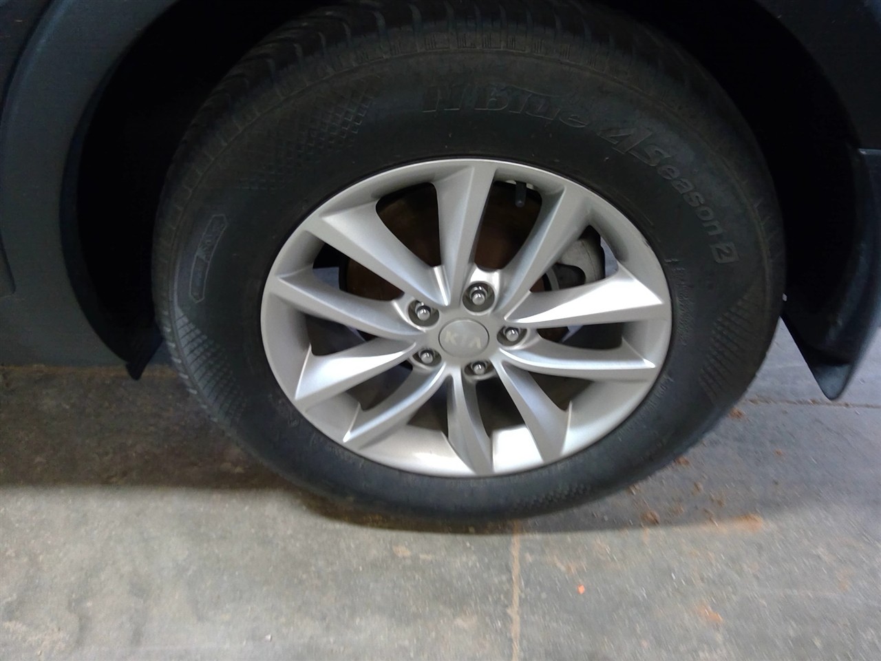 https://f005.backblazeb2.com/file/img-partshotlines-com/Inventory/MA178/Vehicle/11706_08.jpg