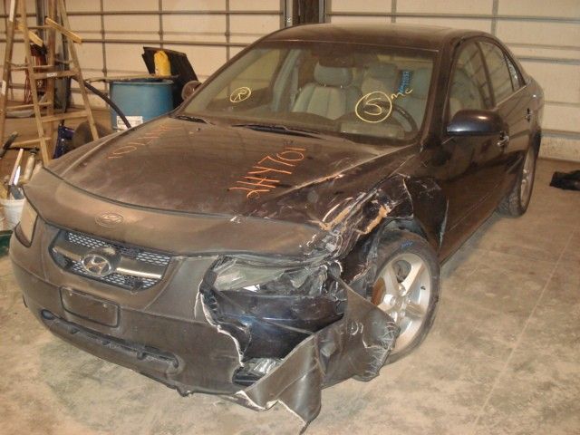 https://f005.backblazeb2.com/file/img-partshotlines-com/Inventory/MA178/Vehicle/3822_02.jpg