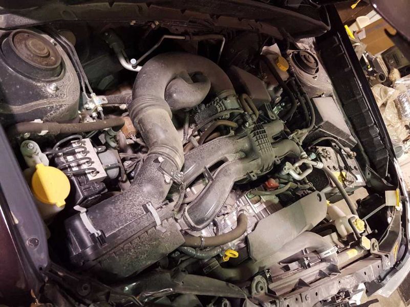 https://f005.backblazeb2.com/file/img-partshotlines-com/Inventory/MA178/Vehicle/4215_09.jpg