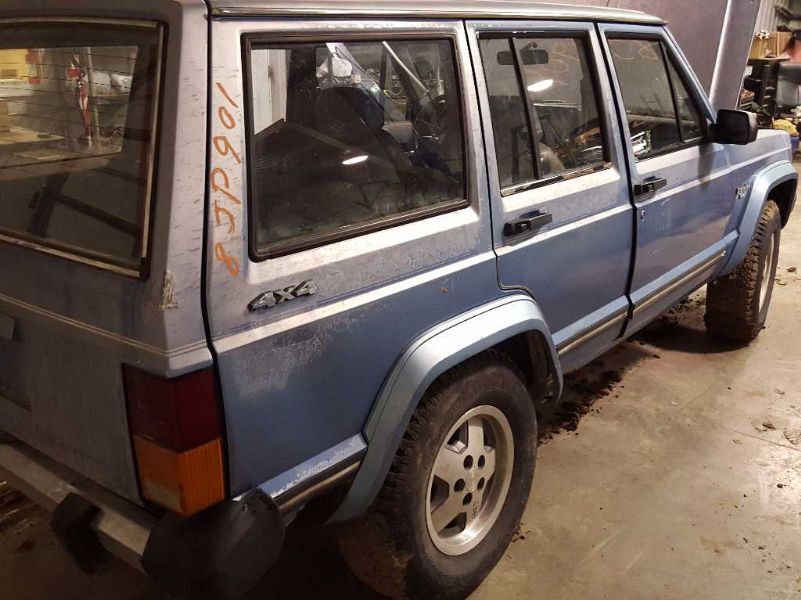 https://f005.backblazeb2.com/file/img-partshotlines-com/Inventory/MA178/Vehicle/4247_03.jpg