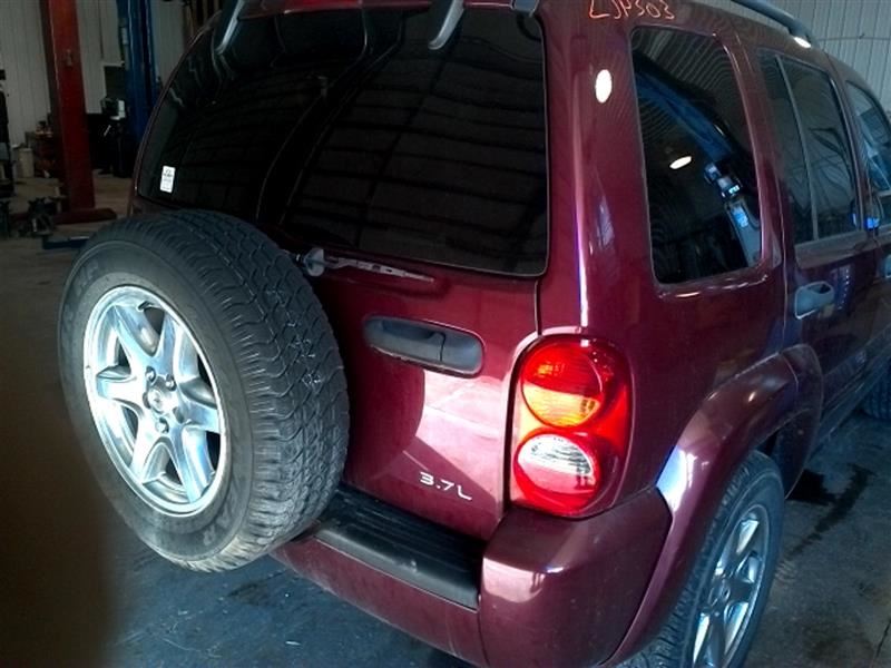 https://f005.backblazeb2.com/file/img-partshotlines-com/Inventory/MA178/Vehicle/4766_09.jpg