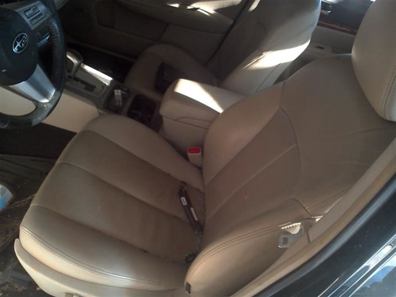 https://f005.backblazeb2.com/file/img-partshotlines-com/Inventory/MA178/Vehicle/4930_06.jpg