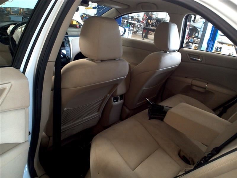 https://f005.backblazeb2.com/file/img-partshotlines-com/Inventory/MA178/Vehicle/5118_07.jpg