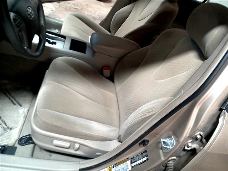 https://f005.backblazeb2.com/file/img-partshotlines-com/Inventory/MA178/Vehicle/5214_05.jpg