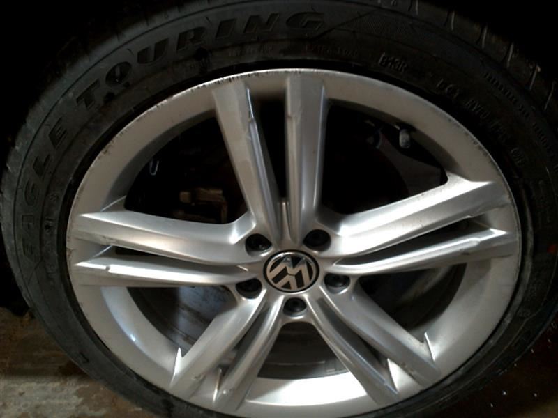 https://f005.backblazeb2.com/file/img-partshotlines-com/Inventory/MA178/Vehicle/5234_03.jpg