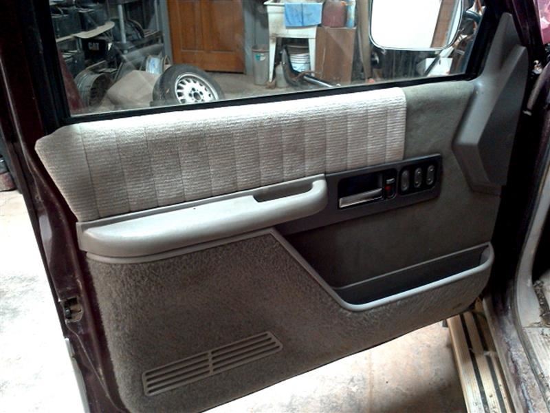 https://f005.backblazeb2.com/file/img-partshotlines-com/Inventory/MA178/Vehicle/5246_04.jpg