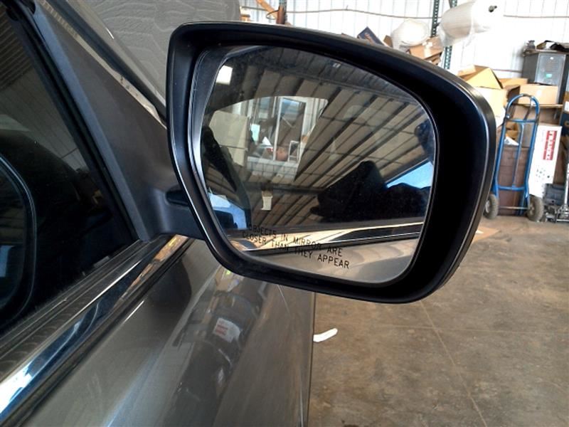 https://f005.backblazeb2.com/file/img-partshotlines-com/Inventory/MA178/Vehicle/5302_01.jpg