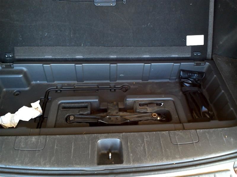 https://f005.backblazeb2.com/file/img-partshotlines-com/Inventory/MA178/Vehicle/5409_06.jpg