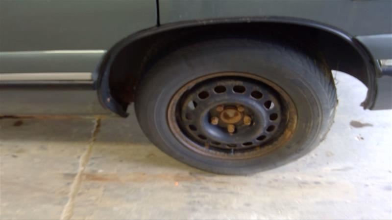 https://f005.backblazeb2.com/file/img-partshotlines-com/Inventory/MA178/Vehicle/5411_03.jpg