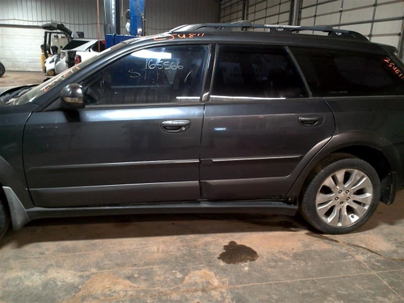 https://f005.backblazeb2.com/file/img-partshotlines-com/Inventory/MA178/Vehicle/5564_03.jpg