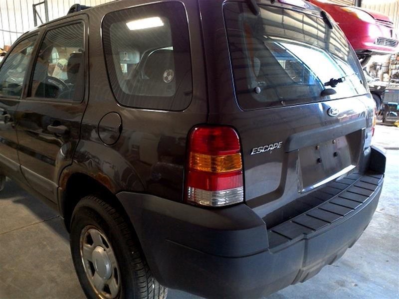 https://f005.backblazeb2.com/file/img-partshotlines-com/Inventory/MA178/Vehicle/5655_04.jpg