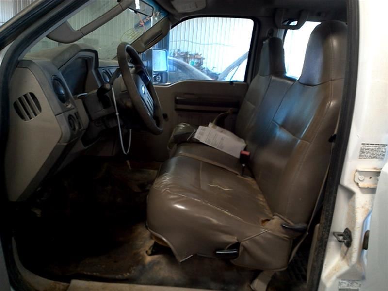https://f005.backblazeb2.com/file/img-partshotlines-com/Inventory/MA178/Vehicle/5673_12.jpg