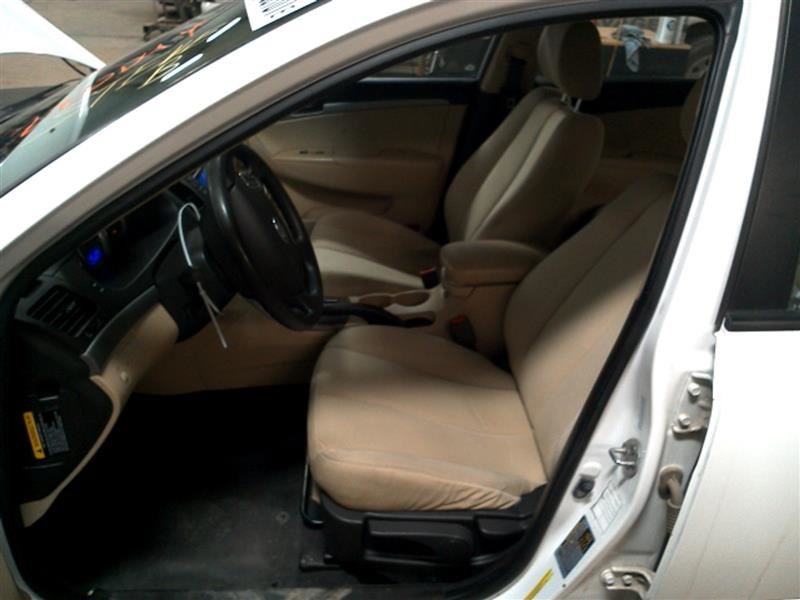 https://f005.backblazeb2.com/file/img-partshotlines-com/Inventory/MA178/Vehicle/5731_06.jpg