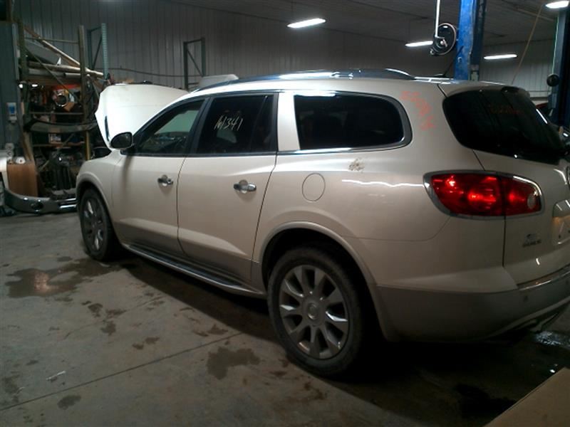 https://f005.backblazeb2.com/file/img-partshotlines-com/Inventory/MA178/Vehicle/5744_01.jpg