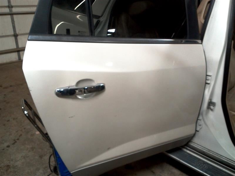 https://f005.backblazeb2.com/file/img-partshotlines-com/Inventory/MA178/Vehicle/5744_05.jpg
